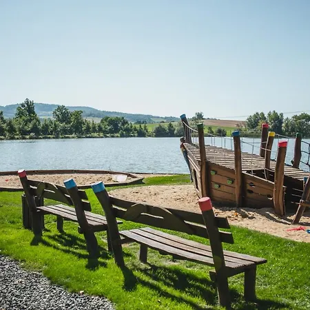 Capi Hnizdo ホテル 4*