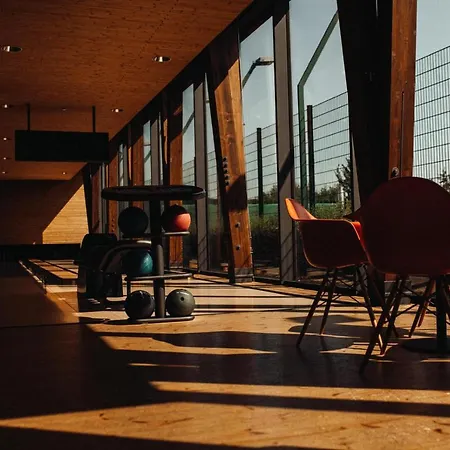 Hotel Capi Hnizdo Olbramovice (Benesov)