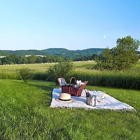 Capi Hnizdo 4* Olbramovice (Benesov)