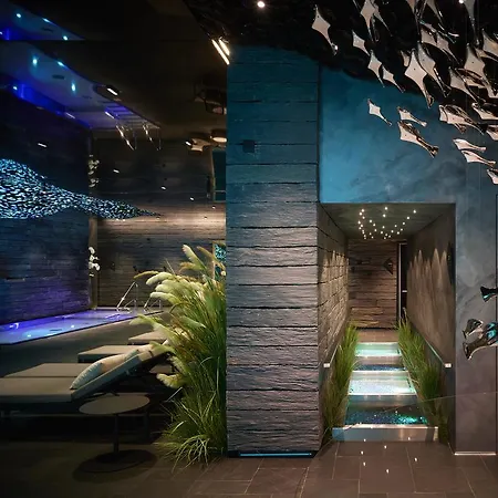 Capi Hnizdo ホテル Olbramovice